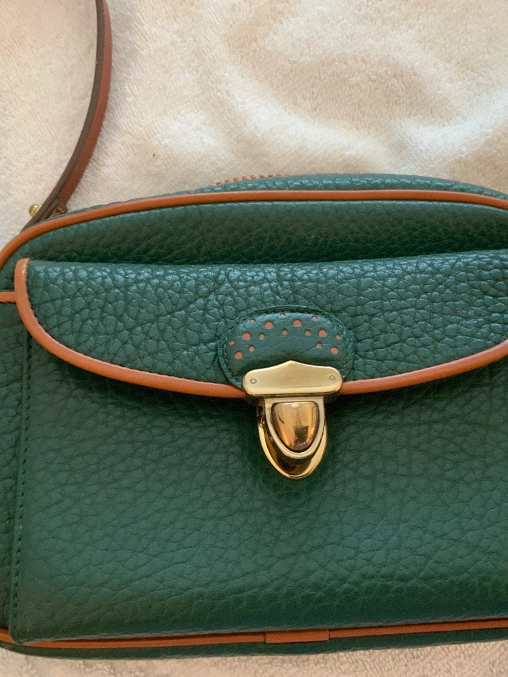 Vintage Dooney and Bourke  AWL green British tan leather Crossbody